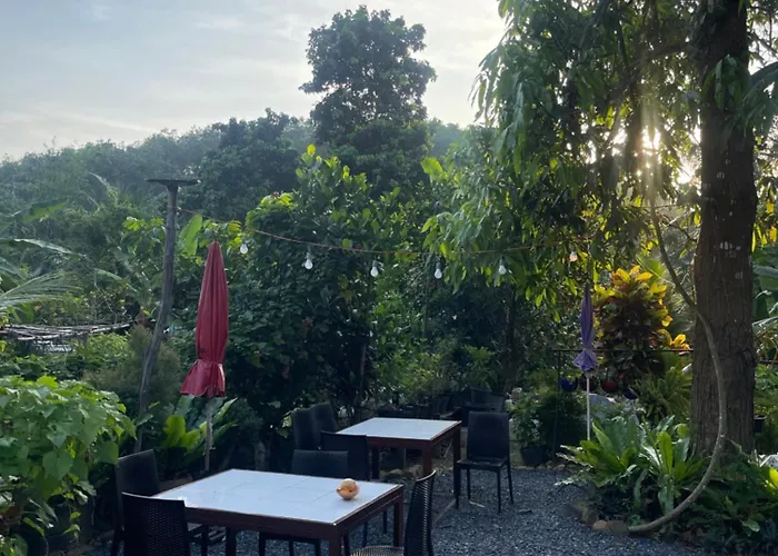 Lok Mun Bungalows